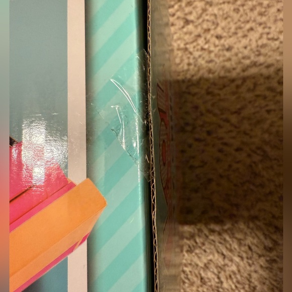 NEW IN BOX! LOL Surprise 3-in-1 Party Cruiser with Surprise Pool - New 2021 - Picture 3 of 11